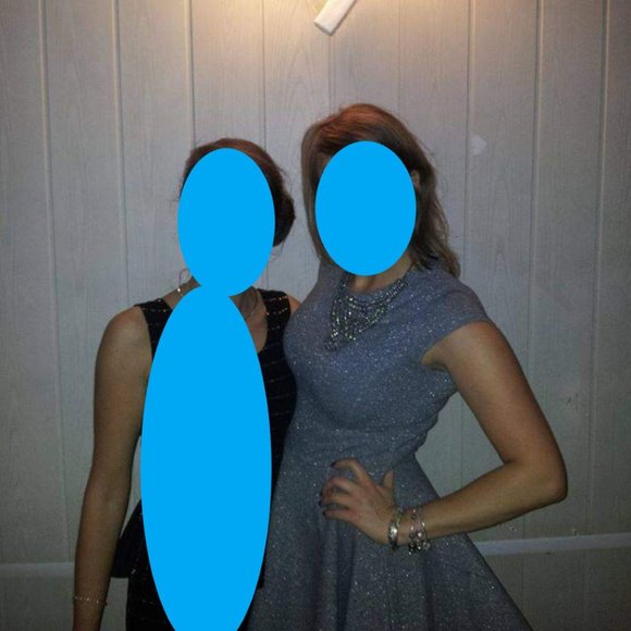 Bell-shaped dress with silver thread - Picture 5 of 5